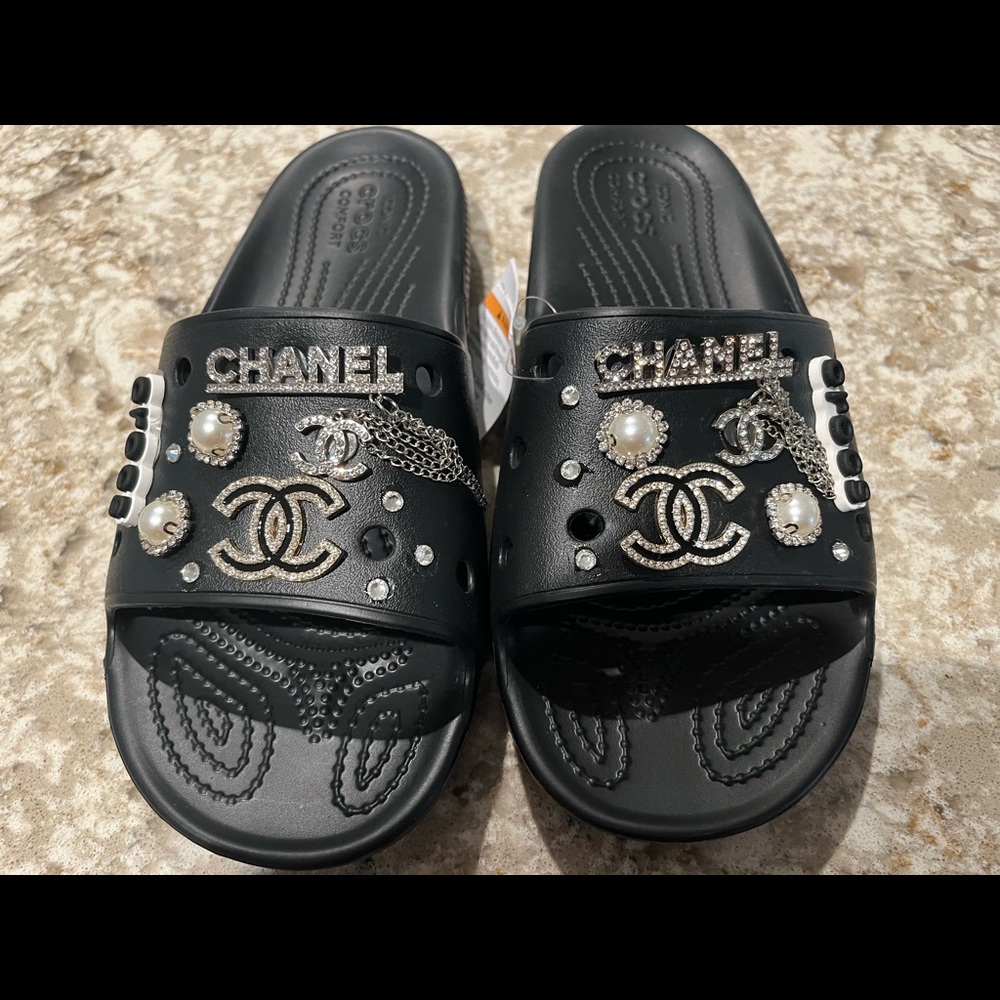 Crocs Slides 🔥
